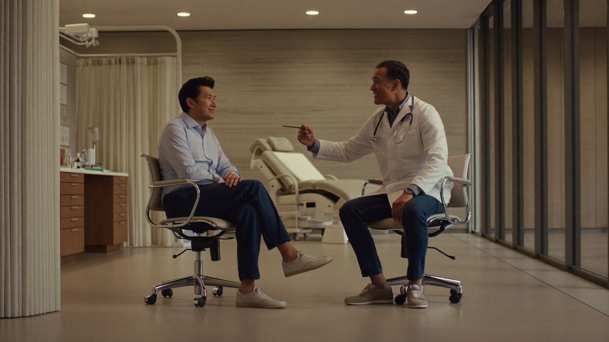 Doctor discussing testosterone replacement therapy options with a patient